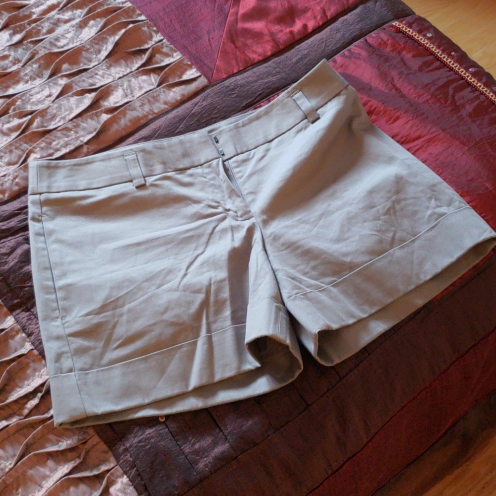 Express dress shorts grey size 4